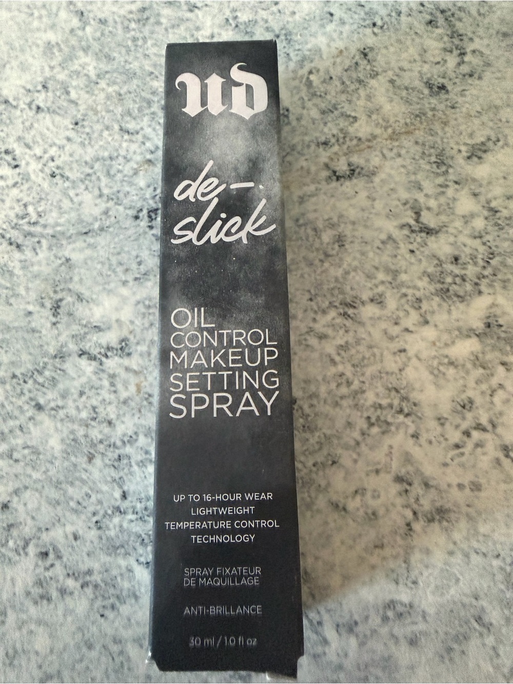 Urban Decay De-Slick Oil Control Makeup Setting Spray - Black Packaging